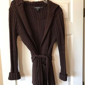 Gently used sweater size M